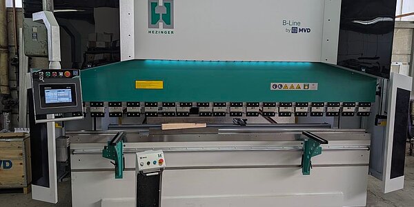Gesenkbiegepresse Hezinger-PressLine B270-3700