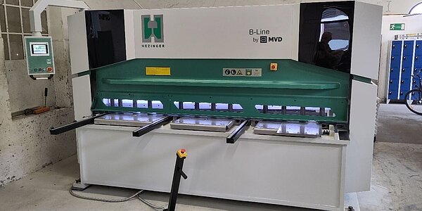 Schwingschnittschere Hezinger-CutLine B10-2600