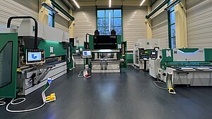 Showroom der Hezinger Maschinen GmbH - Testen und Probieren