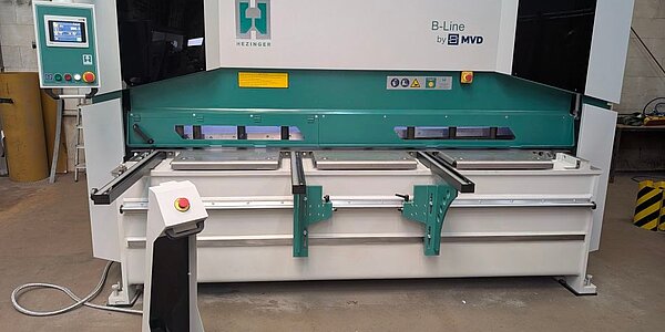 Schwingschnittschere Hezinger-CutLine B06-2600