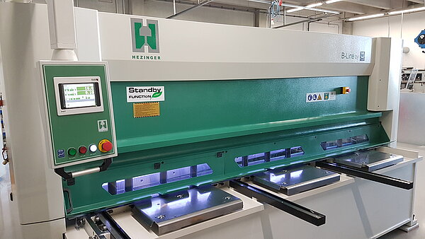 Schwingschnittschere Hezinger-CutLine B10-3000