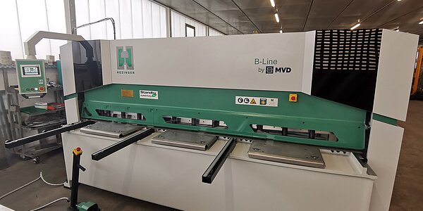 Schwingschnittschere Hezinger-CutLine B06-3000