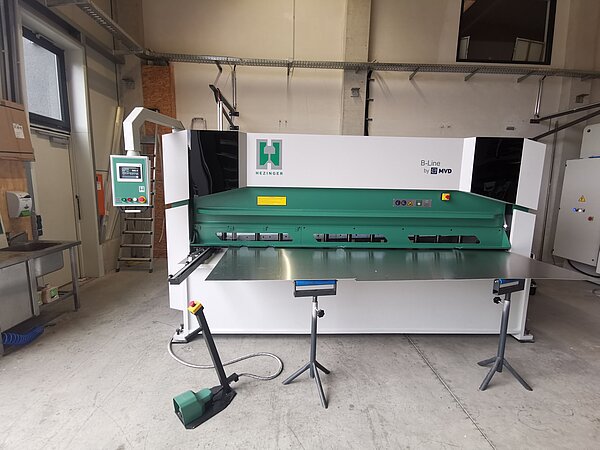 Schwingschnittschere Hezinger-CutLine B10-3000