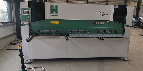 Schwingschnittschere Hezinger-CutLine B06-3100