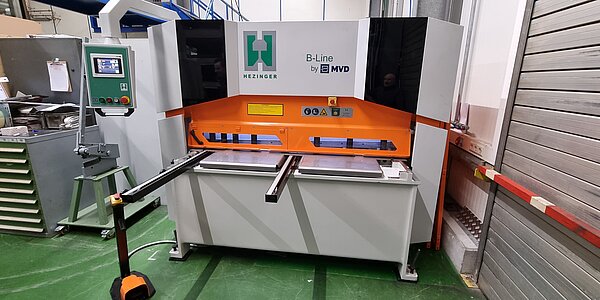 Schwingschnittschere Hezinger-CutLine B06-1600