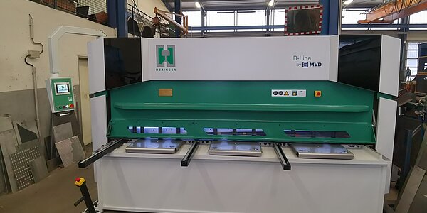 Schwingschnittschere Hezinger-CutLine B13-3000