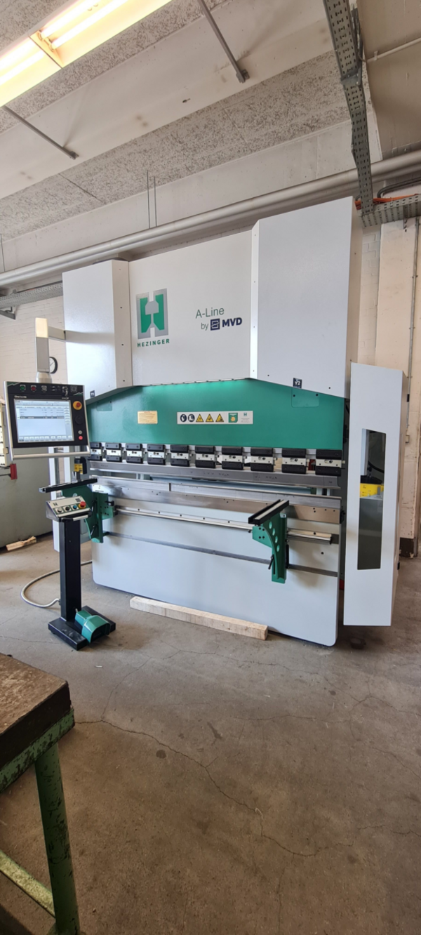 Kantpresse Hezinger-PressLine A100-2100