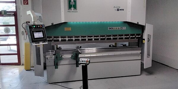 Kantpresse Hezinger-PressLine A135-3100