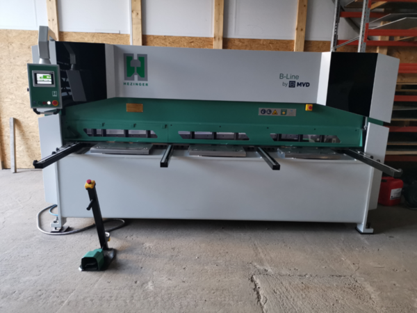 Schwingschnittschere Hezinger-CutLine B06-3000