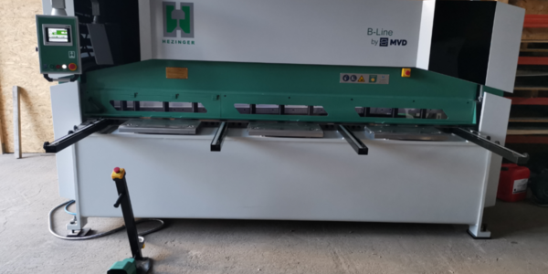 Schwingschnittschere Hezinger-CutLine B06-3000