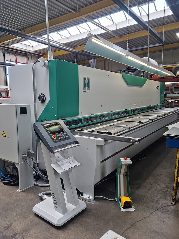 Industrie-Tafelschere Hezinger-CutLine HGR7004