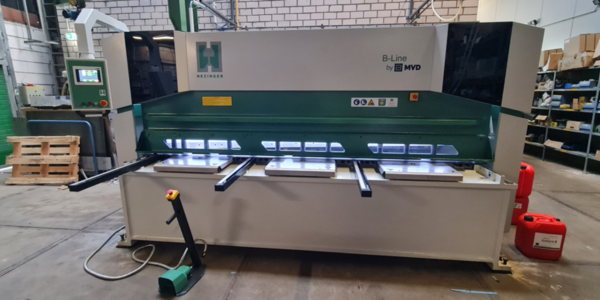 Schwingschnittschere Hezinger-CutLine B10-3000
