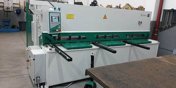 Schwingschnittschere Hezinger-CutLine B06-3000