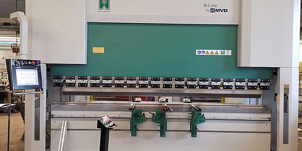 Gesenkbiegepresse Hezinger-PressLine B320-3700