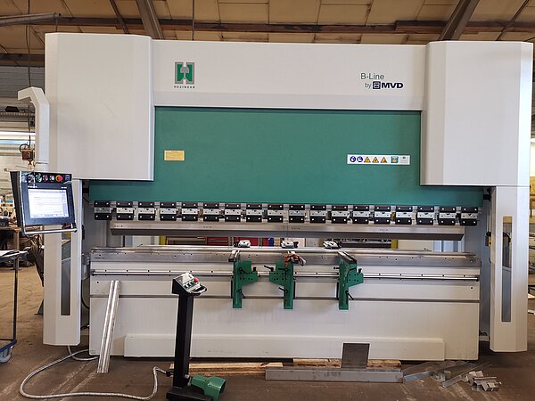 Gesenkbiegepresse Hezinger-PressLine B320-3700