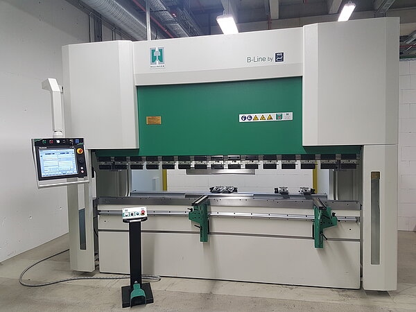Gesenkbiegepresse Hezinger-PressLine B175-3100