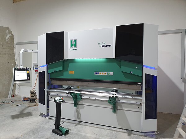 Gesenkbiegepresse Hezinger-PressLine B220-3100