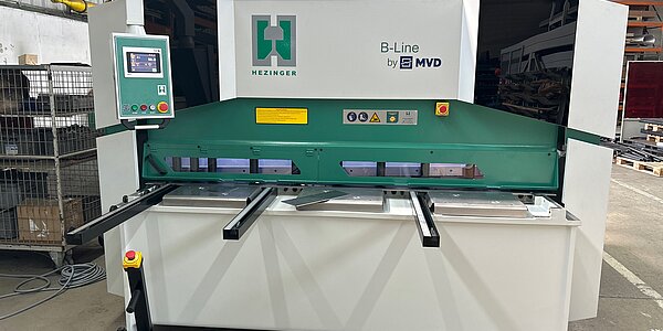 Schwingschnittschere Hezinger-CutLine B06-2100