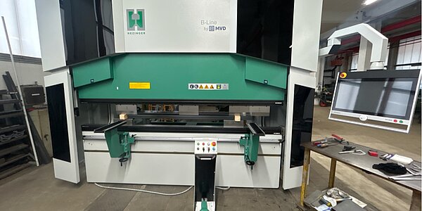 Gesenkbiegepresse Hezinger-PressLine B175-3100