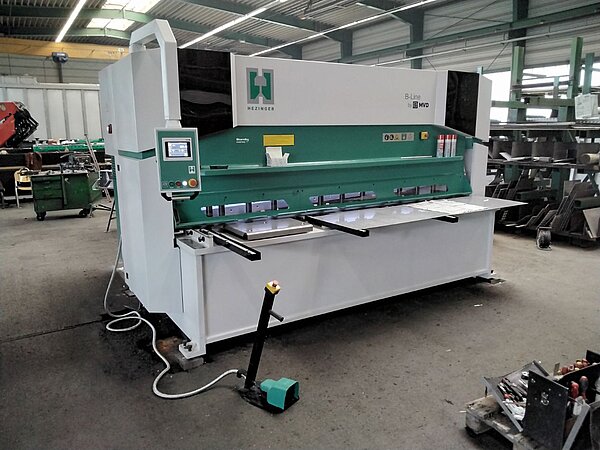 Schwingschnittschere Hezinger-CutLine B13-3100