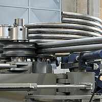 Spiralbiegen von Rundstahl – präzises Formen von Spiralen mit Profilbiegemaschine