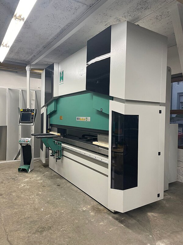 CNC-Abkantpresse Hezinger-PressLine C220-3100
