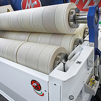 Beschichtete Walzen für Rundbiegemaschinen – schonende Bearbeitung empfindlicher Bleche