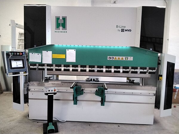 Gesenkbiegepresse Hezinger-PressLine B220-3100