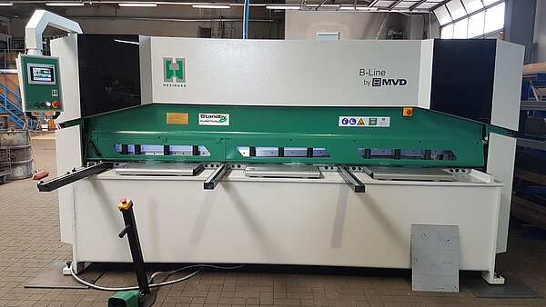 Schwingschnittschere Hezinger-CutLine B06-3000