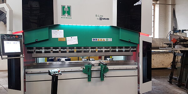 Gesenkbiegepresse Hezinger-PressLine B220-3100